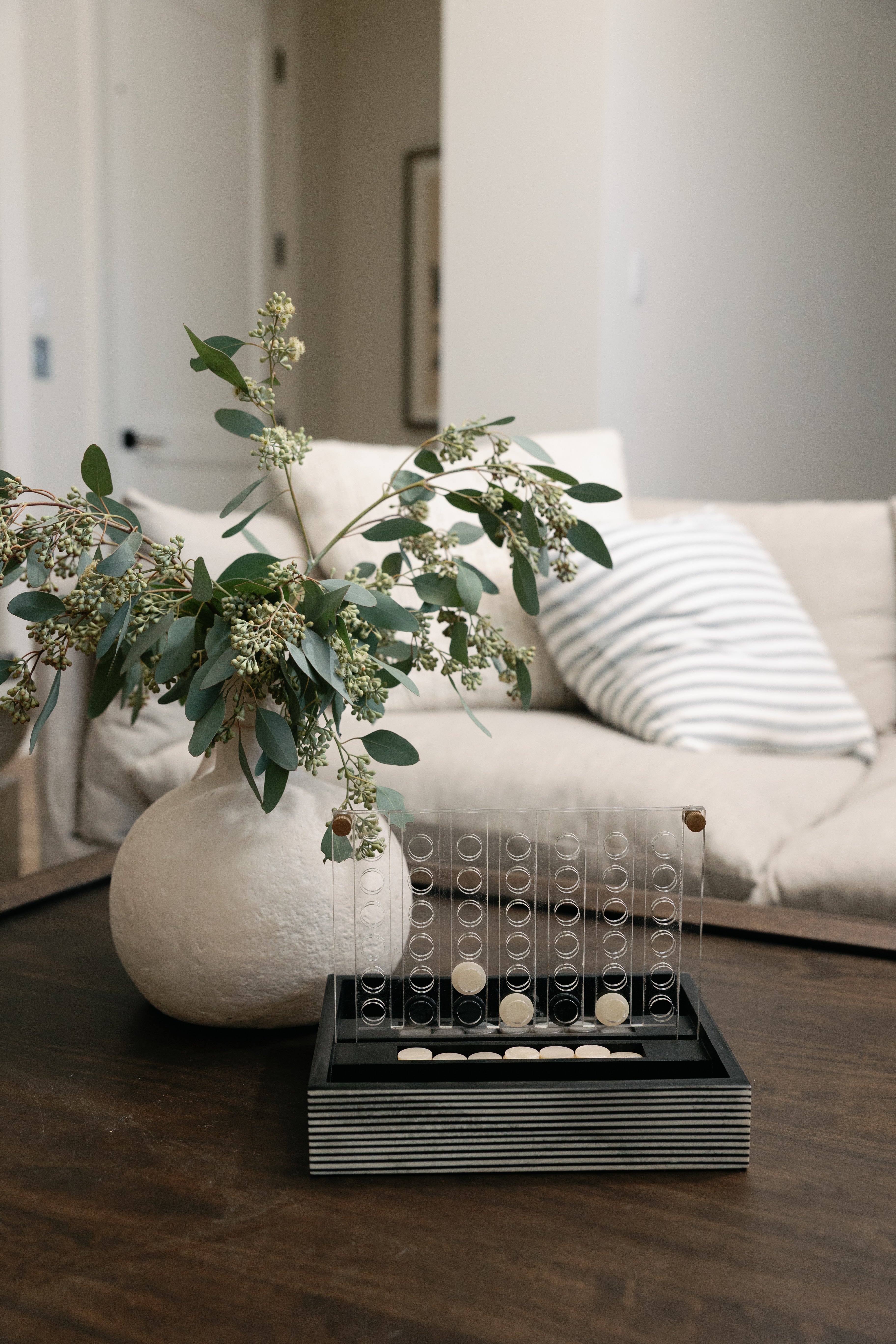 Ethan Four-in-a-row Game